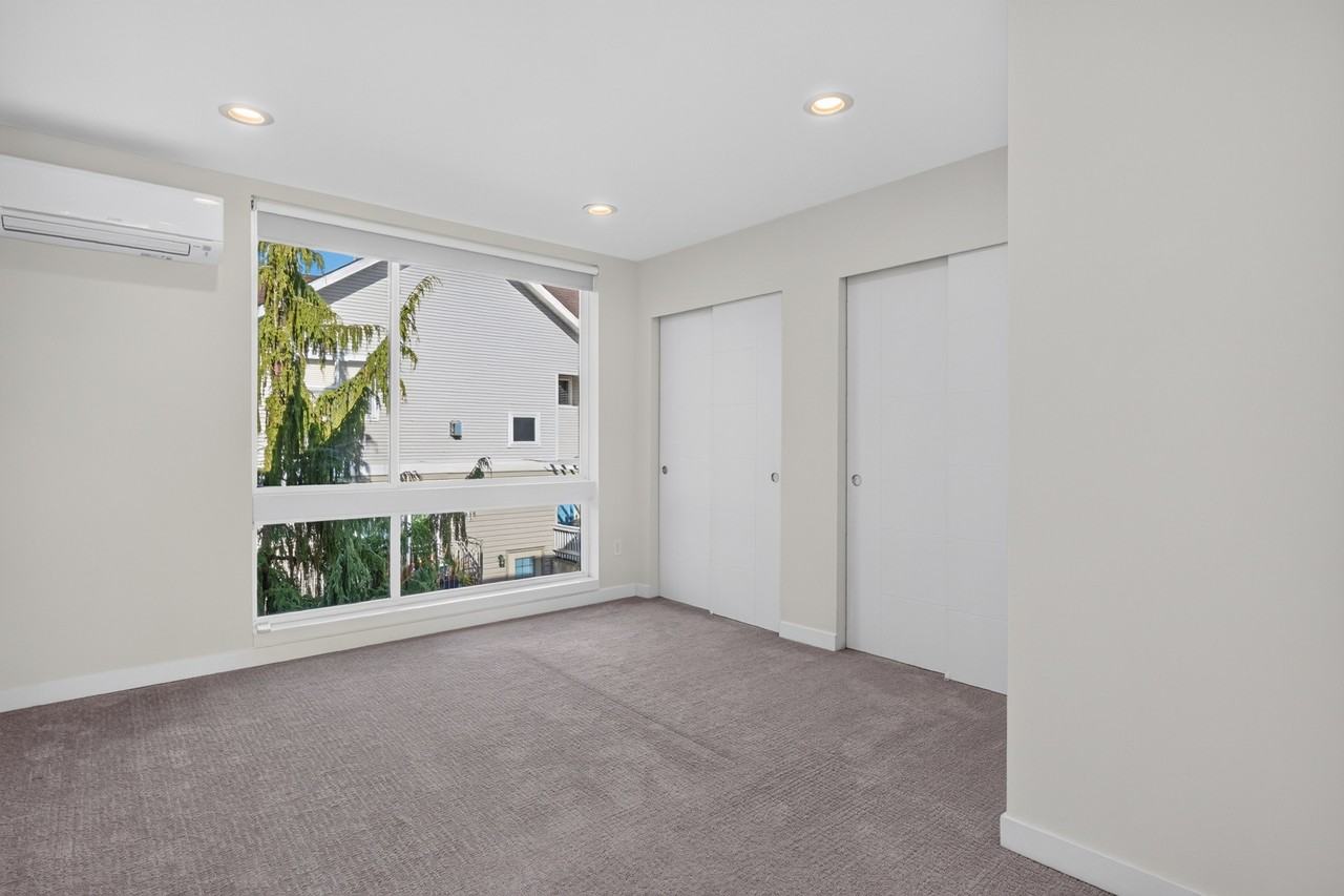 2212 S Charles St #1 - Photo 7 of 24