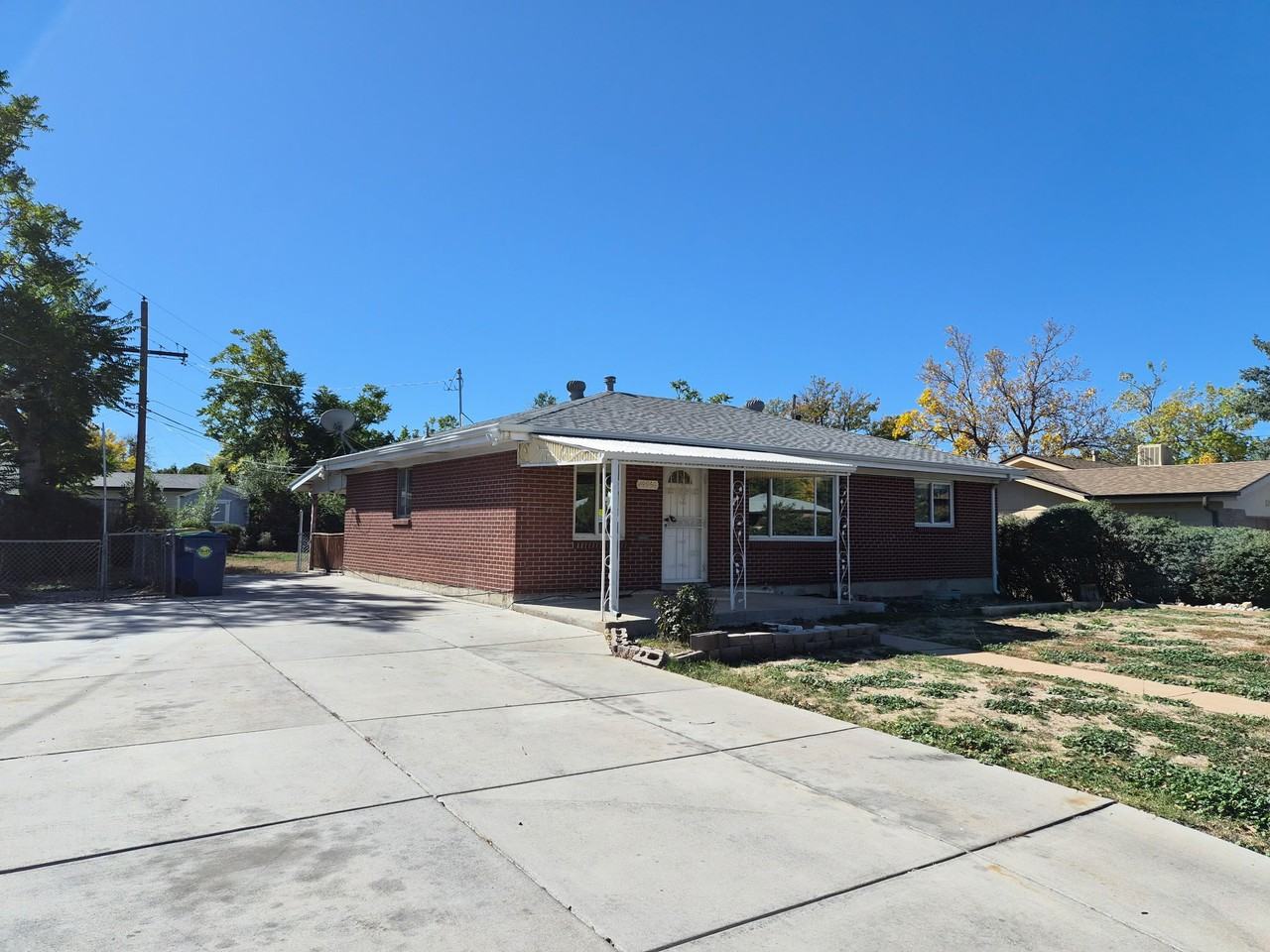 10950 Del Mar Pkwy #1 - Photo 2 of 12