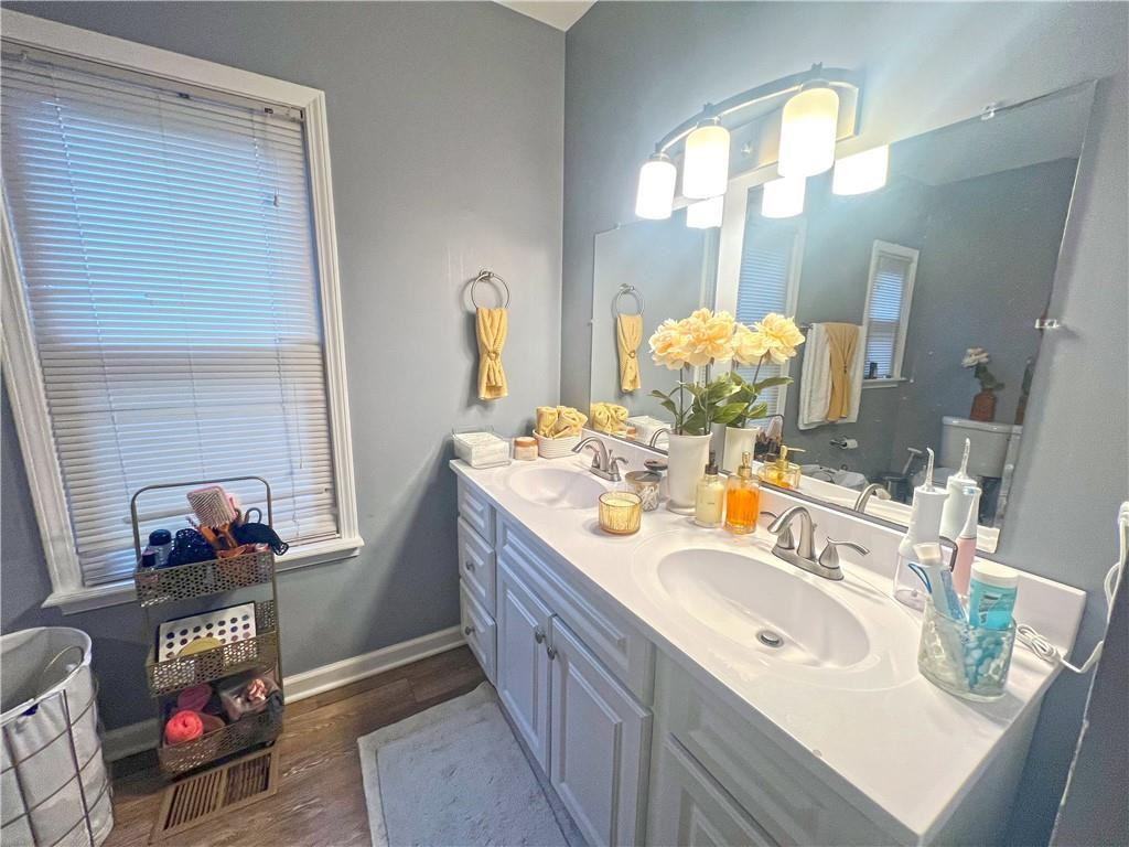 105 Brooks Ave #1 - Photo 4 of 13