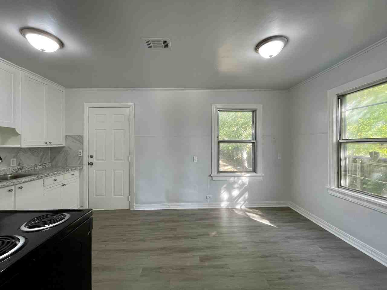 2021 Ne 19th St #1 - Photo 3 of 13