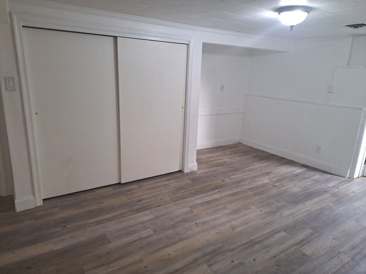 746 Rio Rd E #B - Photo 2 of 12