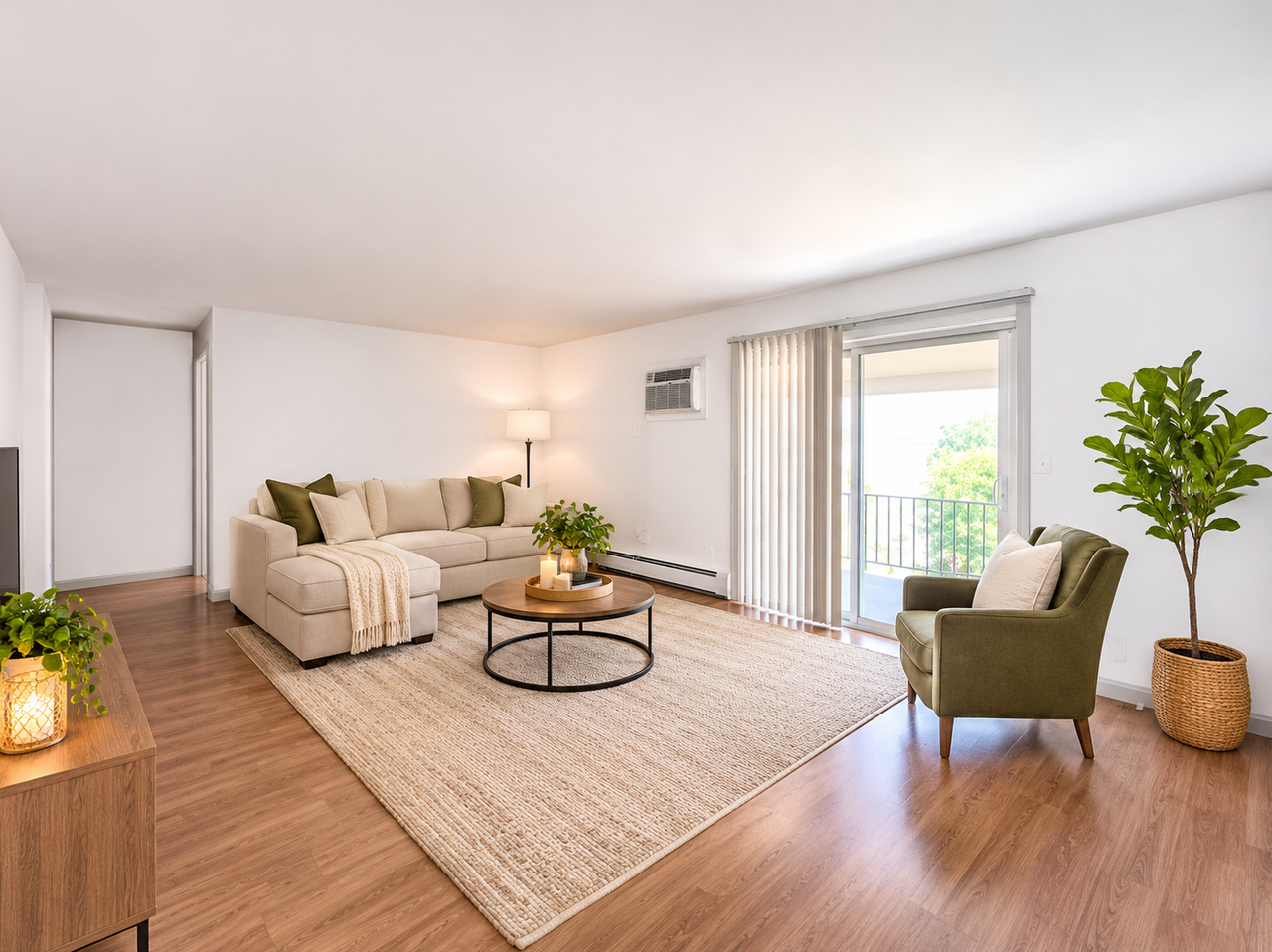 827 East Turner Street210 - Photo 3 of 8
