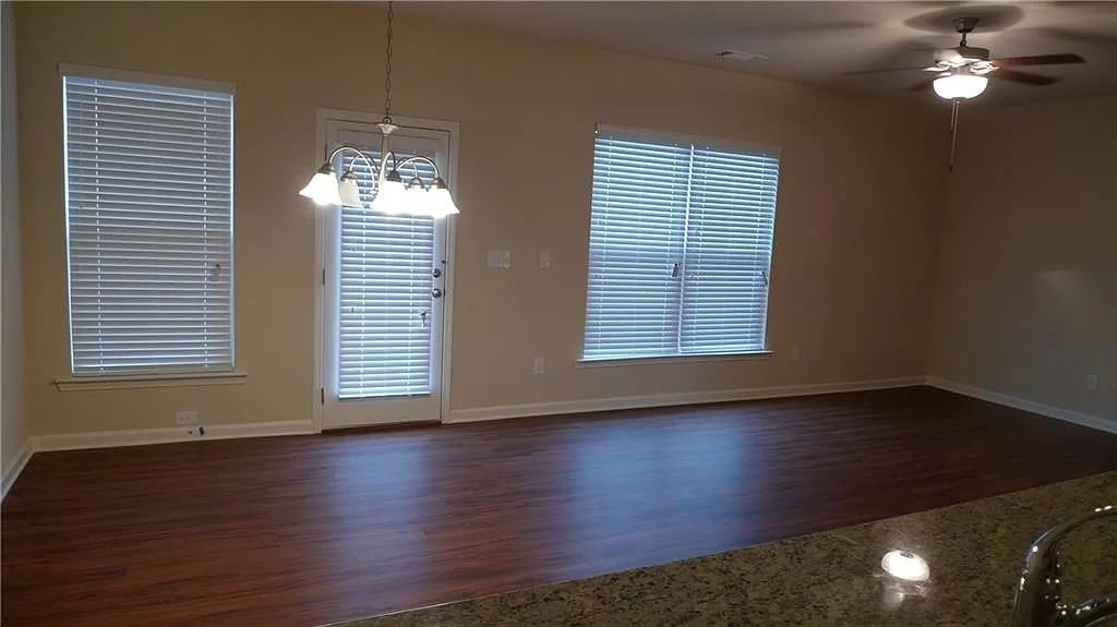 82 Greenfield Dr #1 - Photo 3 of 7
