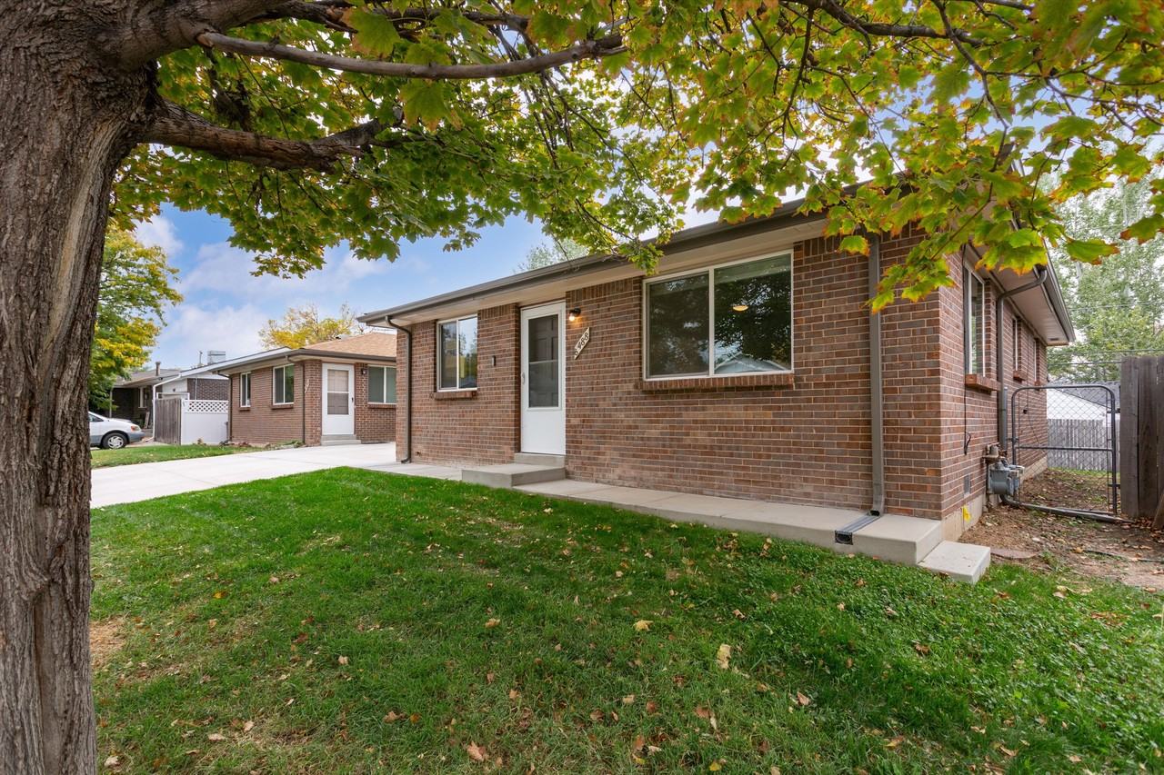8478 W 62nd Pl #8488 - Photo 3 of 30