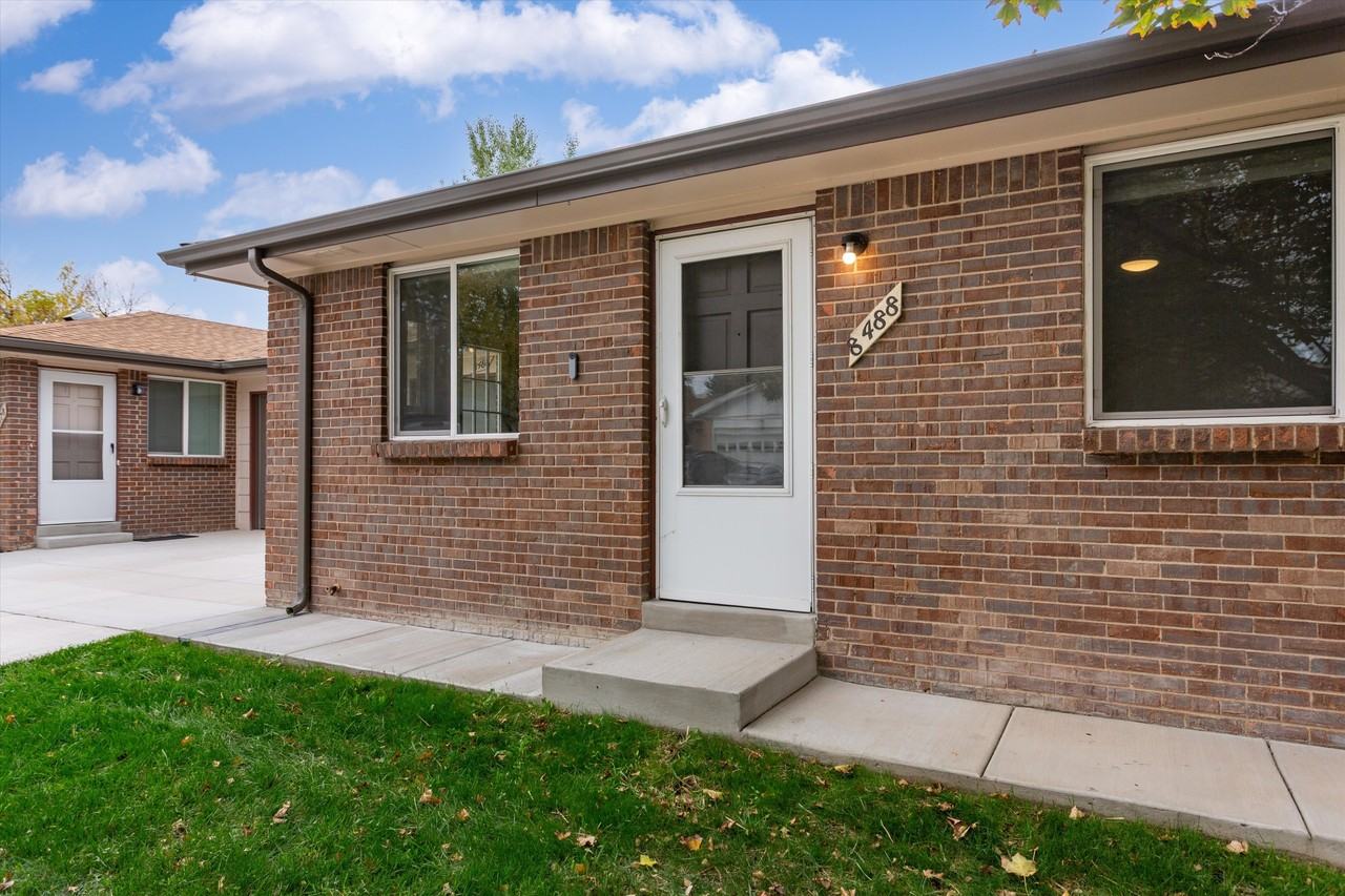 8478 W 62nd Pl #8488 - Photo 4 of 30