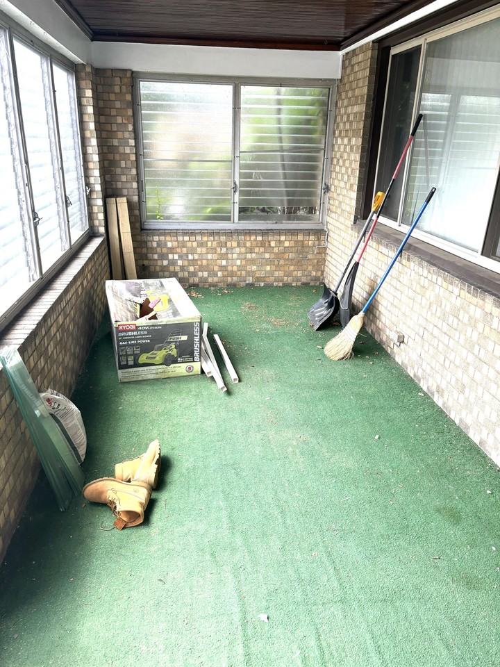 1115 Woodbourne Ave #1 - Photo 6 of 14