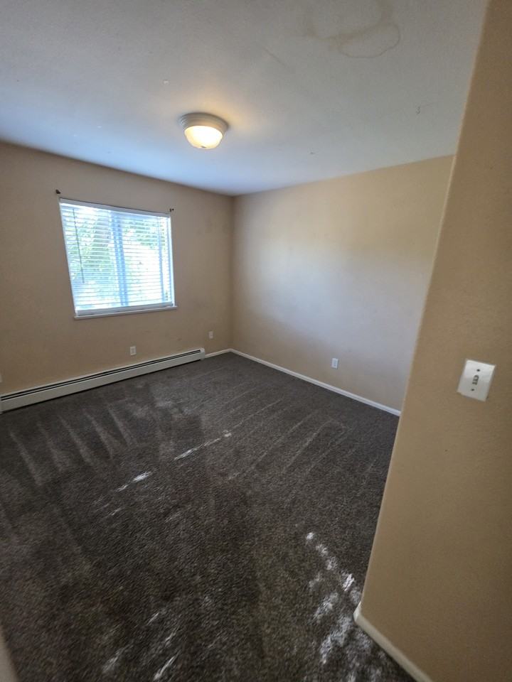 490 Coronado Ct #C - Photo 6 of 7