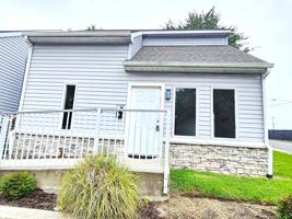 featured image of 207 Monticello Ave #B