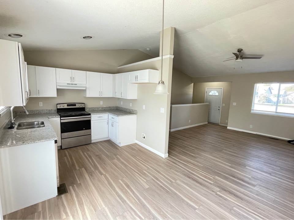 1706 N Woodchuck St #1706 - Photo 5 of 17
