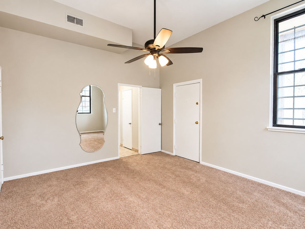 5533 ELLSWORTH AVENUEAPT 103 #103 - Photo 7 of 9