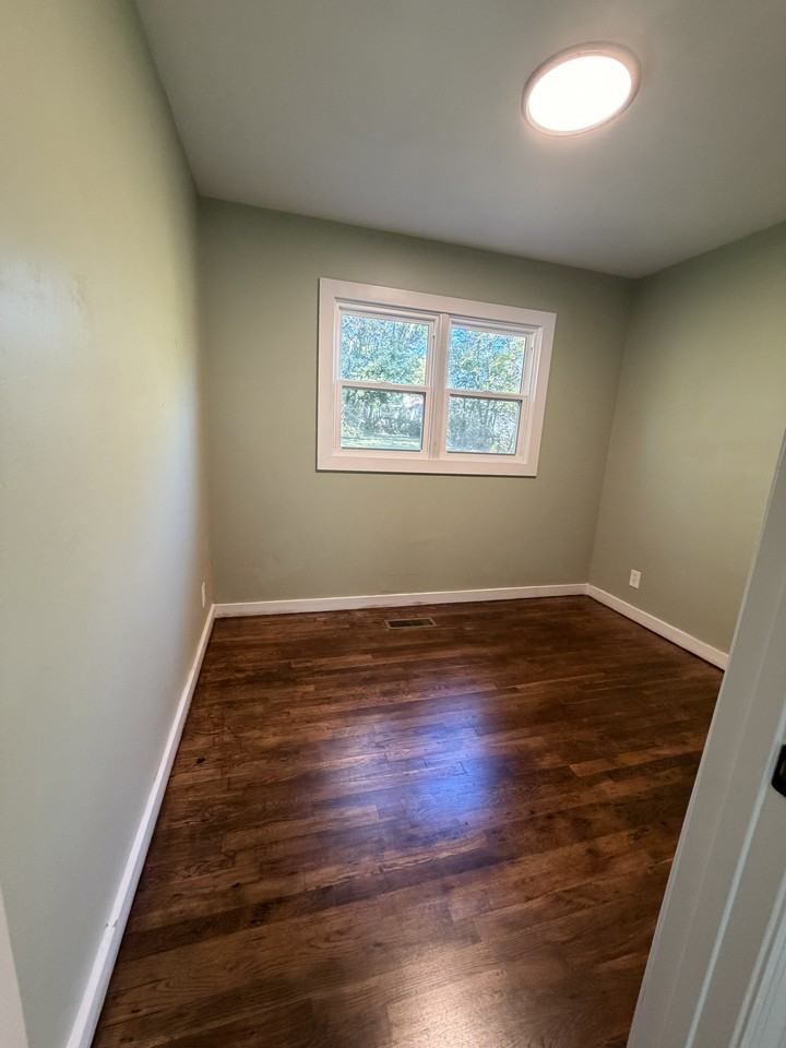 5241 Lomnick St #1 - Photo 5 of 8