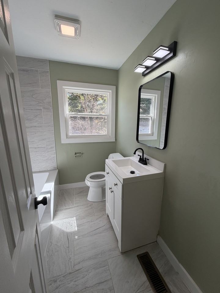 5241 Lomnick St #1 - Photo 6 of 8