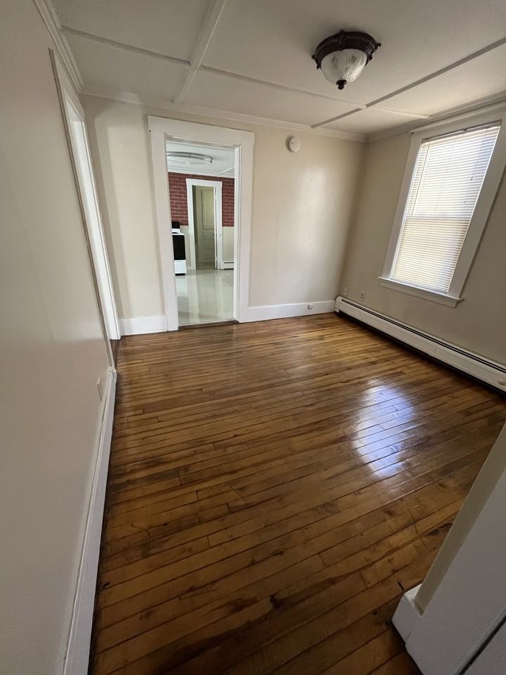 32 Maple St #2 - Photo 3 of 8
