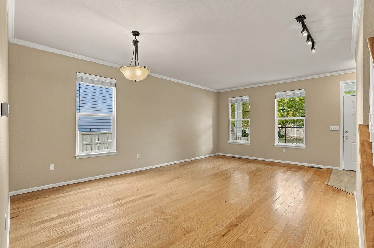 11205 Cimarron St #1 - Photo 7 of 31