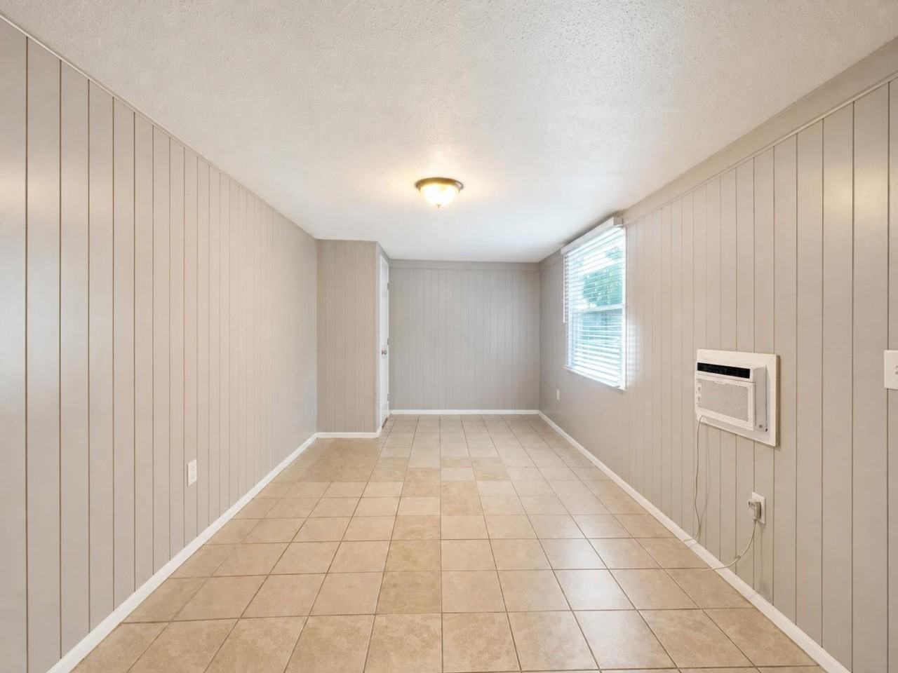 316 Briarwood Rd #A - Photo 5 of 9