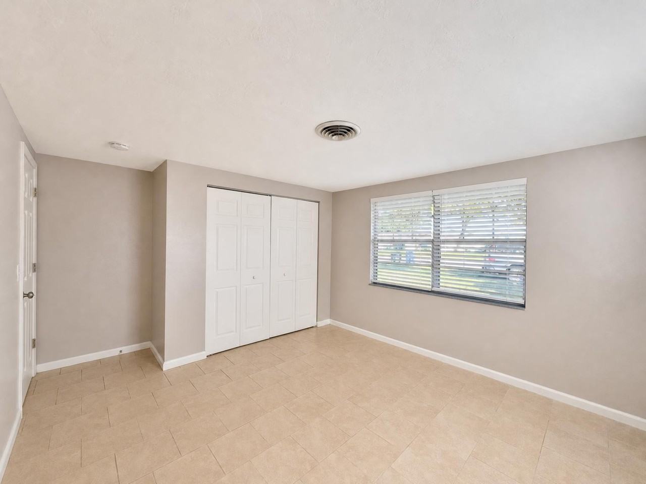 316 Briarwood Rd #A - Photo 7 of 9