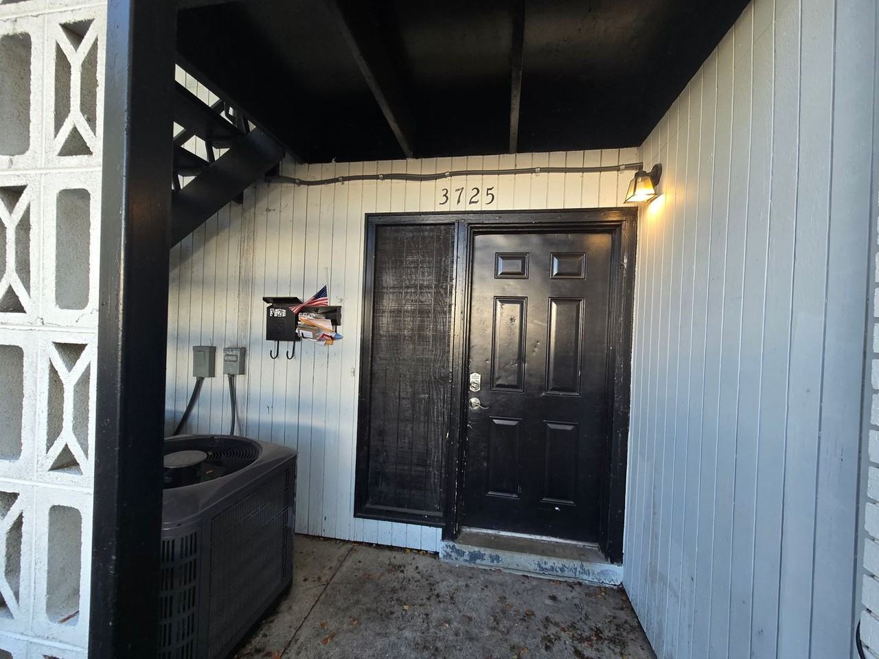Rent Includes Water, Trash & yard maintenance - Photo 2 of 19