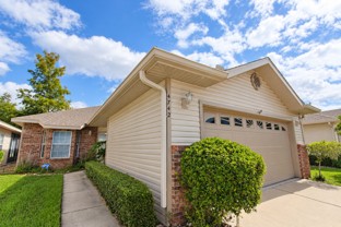 4742 Nw 79th Rd #1 - Photo 1 of 1
