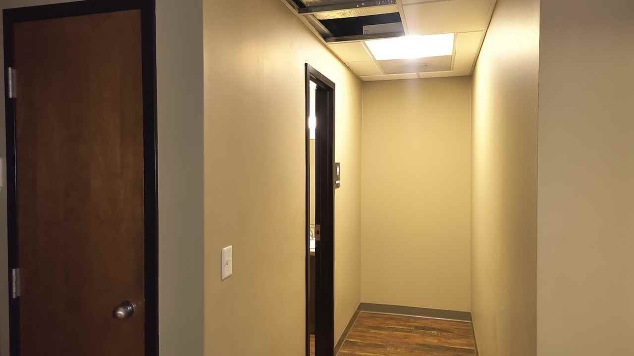 800 S Main St #1 - Photo 6 of 34