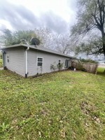 featured image of 209 S Graham St #2