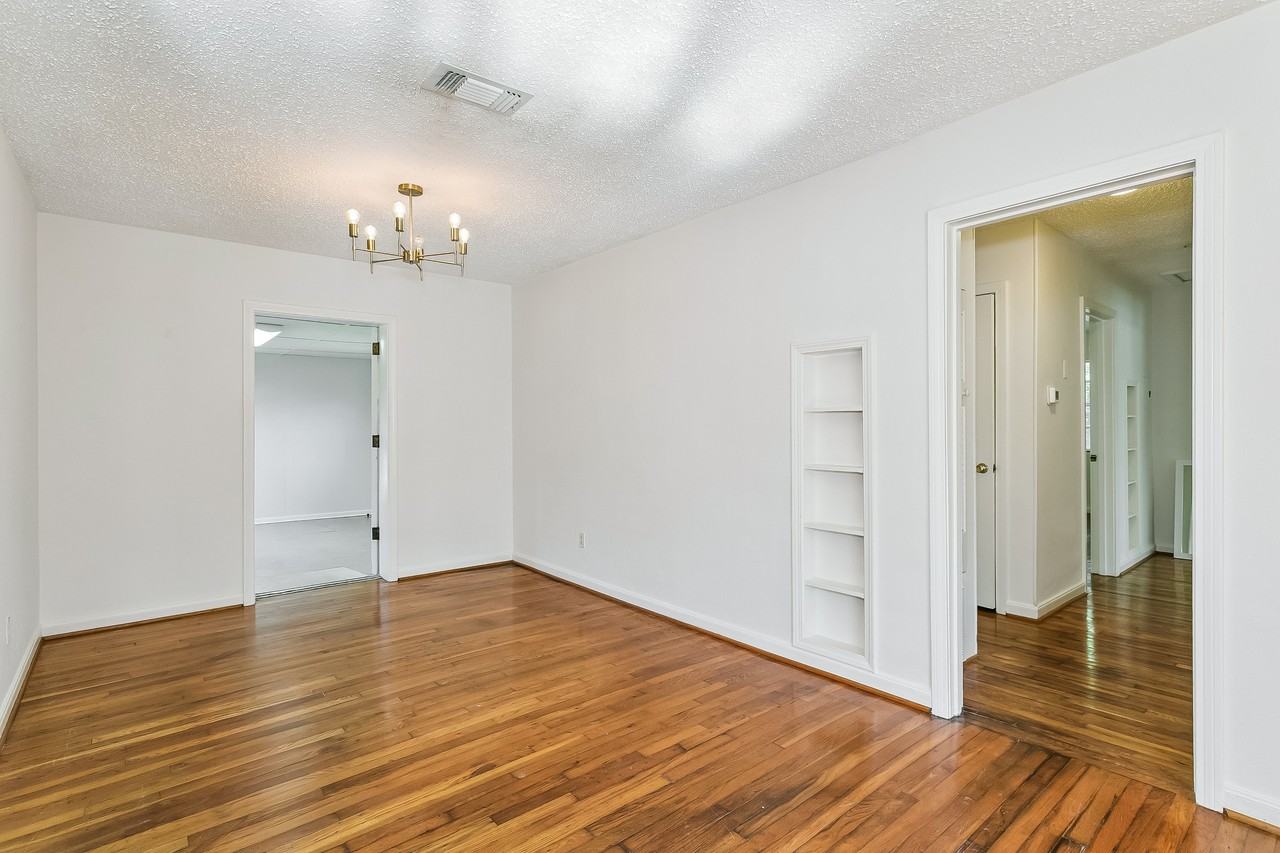 161 Baldwin Ave - Photo 7 of 26