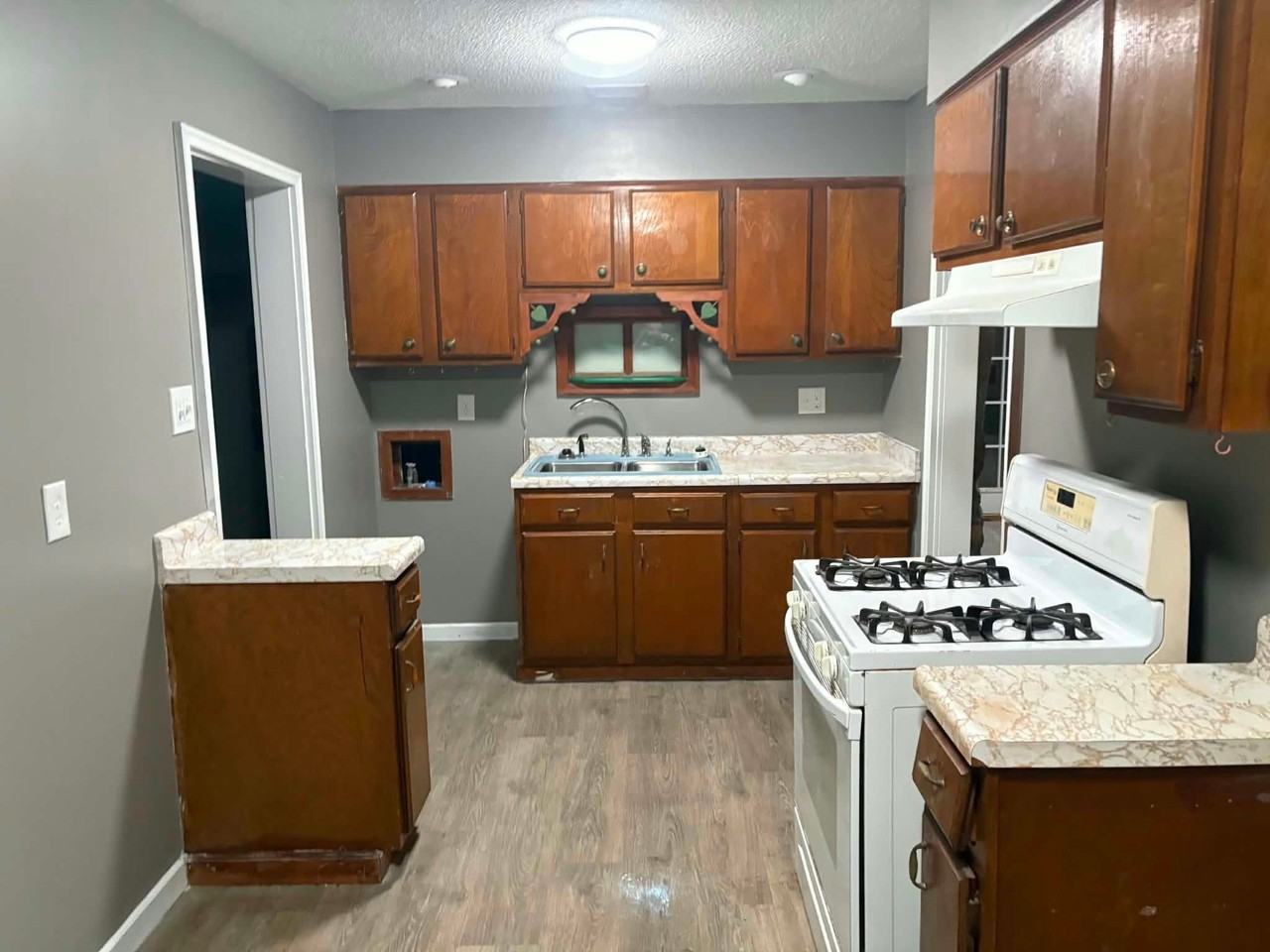 471 Perkins St #1 - Photo 5 of 13