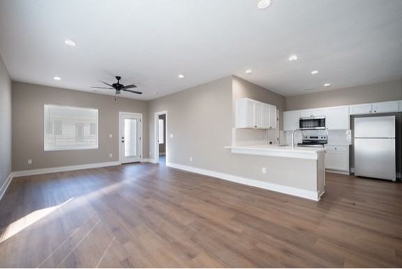 2736 Airman St #100 - Photo 3 of 20