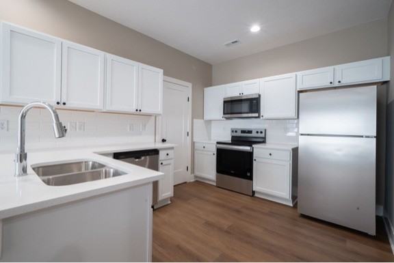 2736 Airman St #100 - Photo 6 of 20