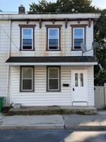 featured image of 443 N Pitt St #1