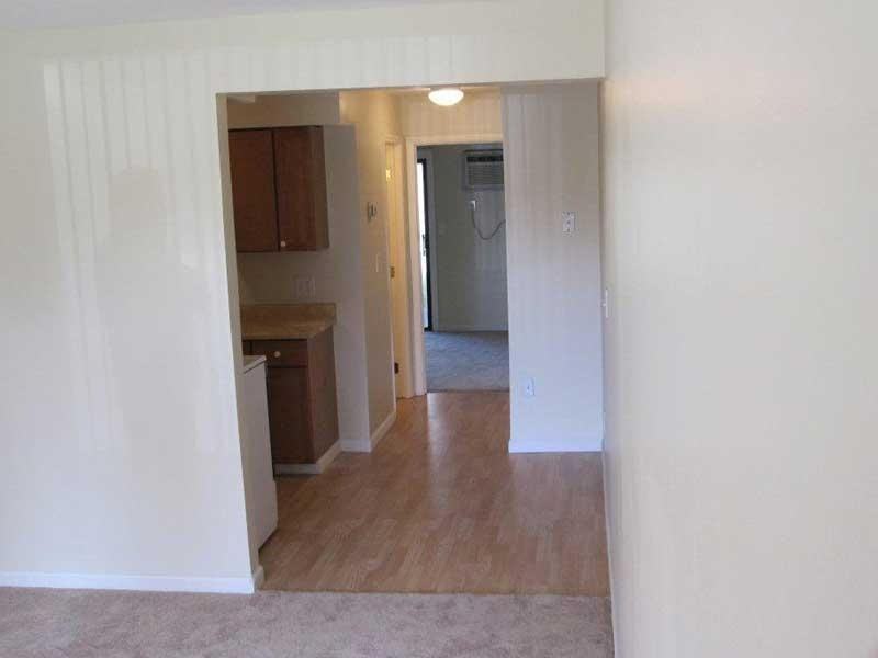 4130 Oak Park Dr SE - Photo 7 of 10