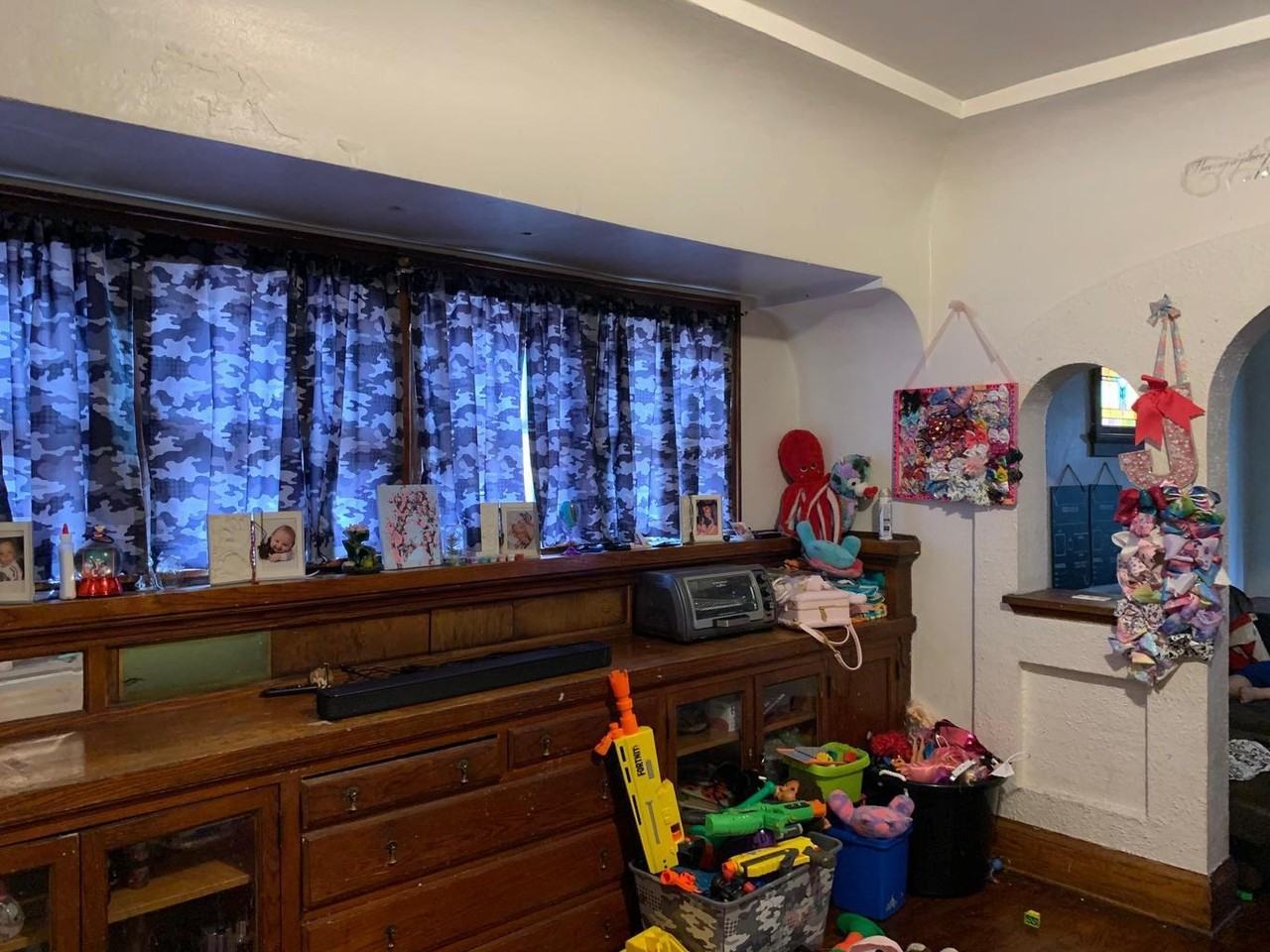 2420 S 6th St - Photo 5 of 10