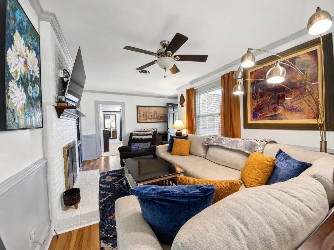 301 Beech St #1 - Photo 6 of 23