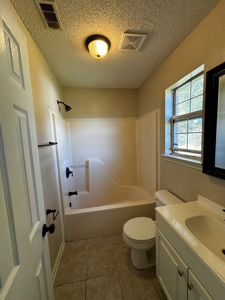 2544 Parkland Blvd - Photo 5 of 10