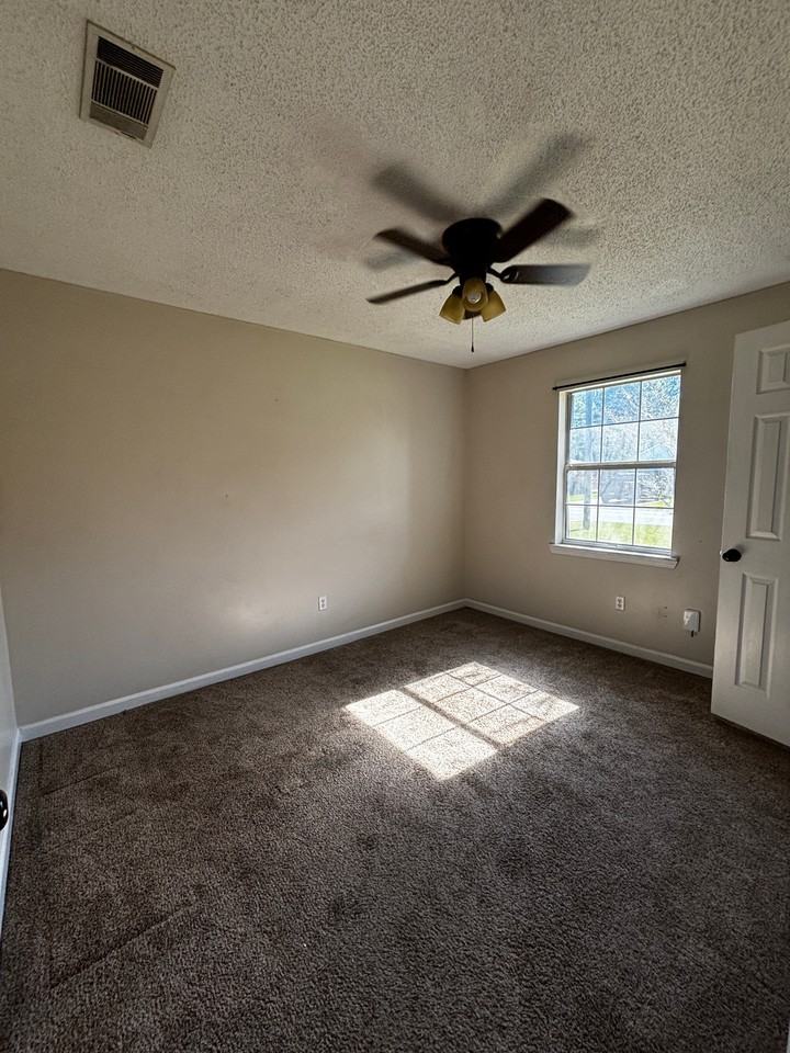 2544 Parkland Blvd - Photo 6 of 10