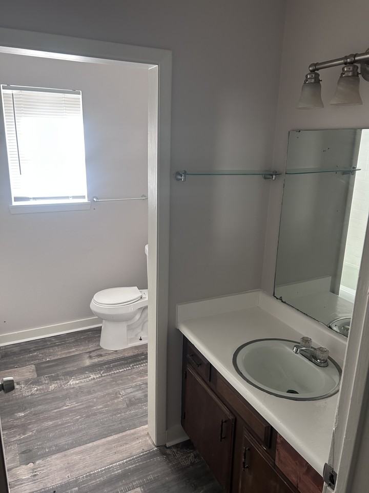 8301 Woodview Dr W #A - Photo 5 of 14