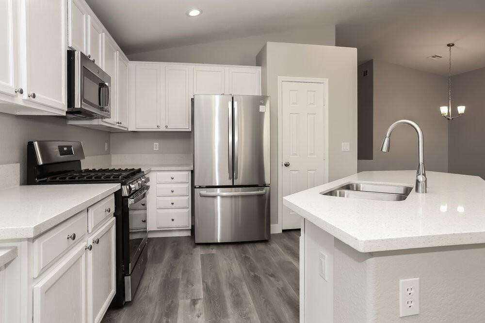 515 Country Hill Dr - Photo 5 of 16