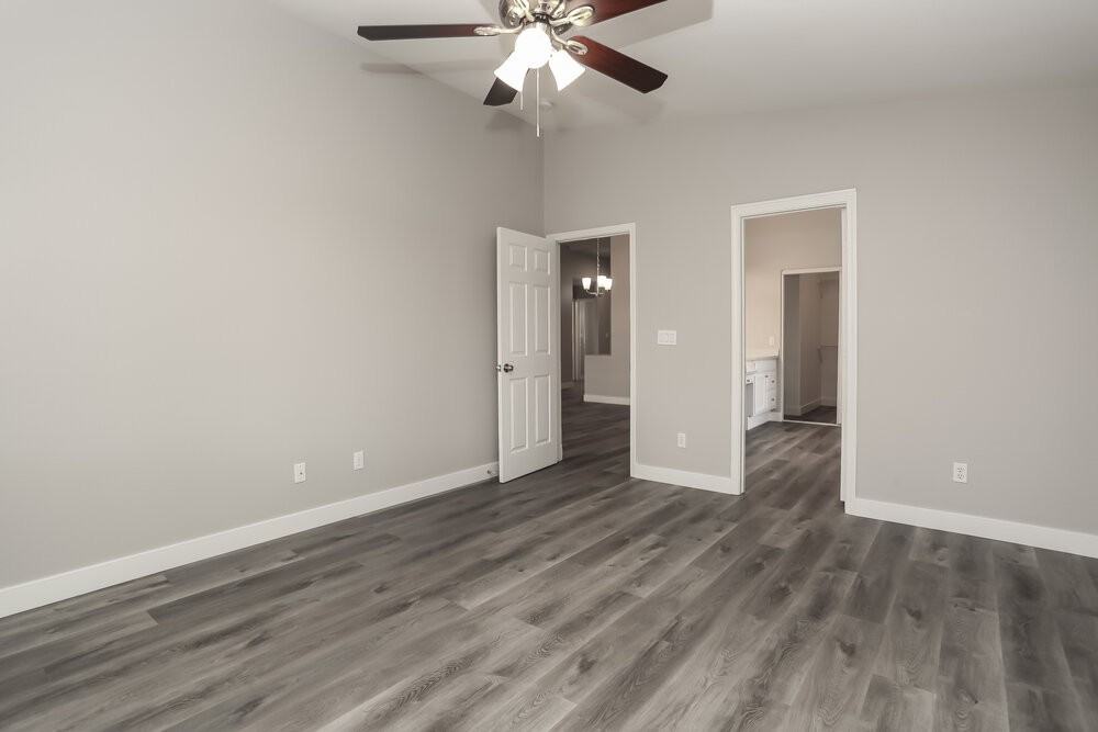 515 Country Hill Dr - Photo 6 of 16