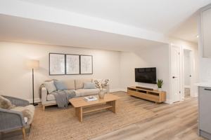 featured image of 44 Hatter Ave