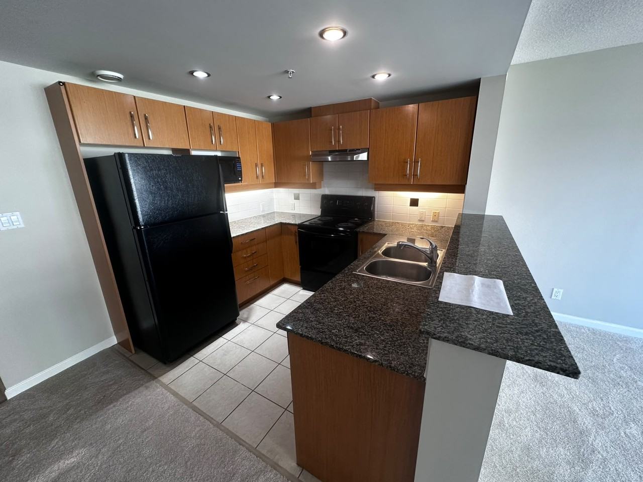 9298 University Cres - Photo 3 of 12