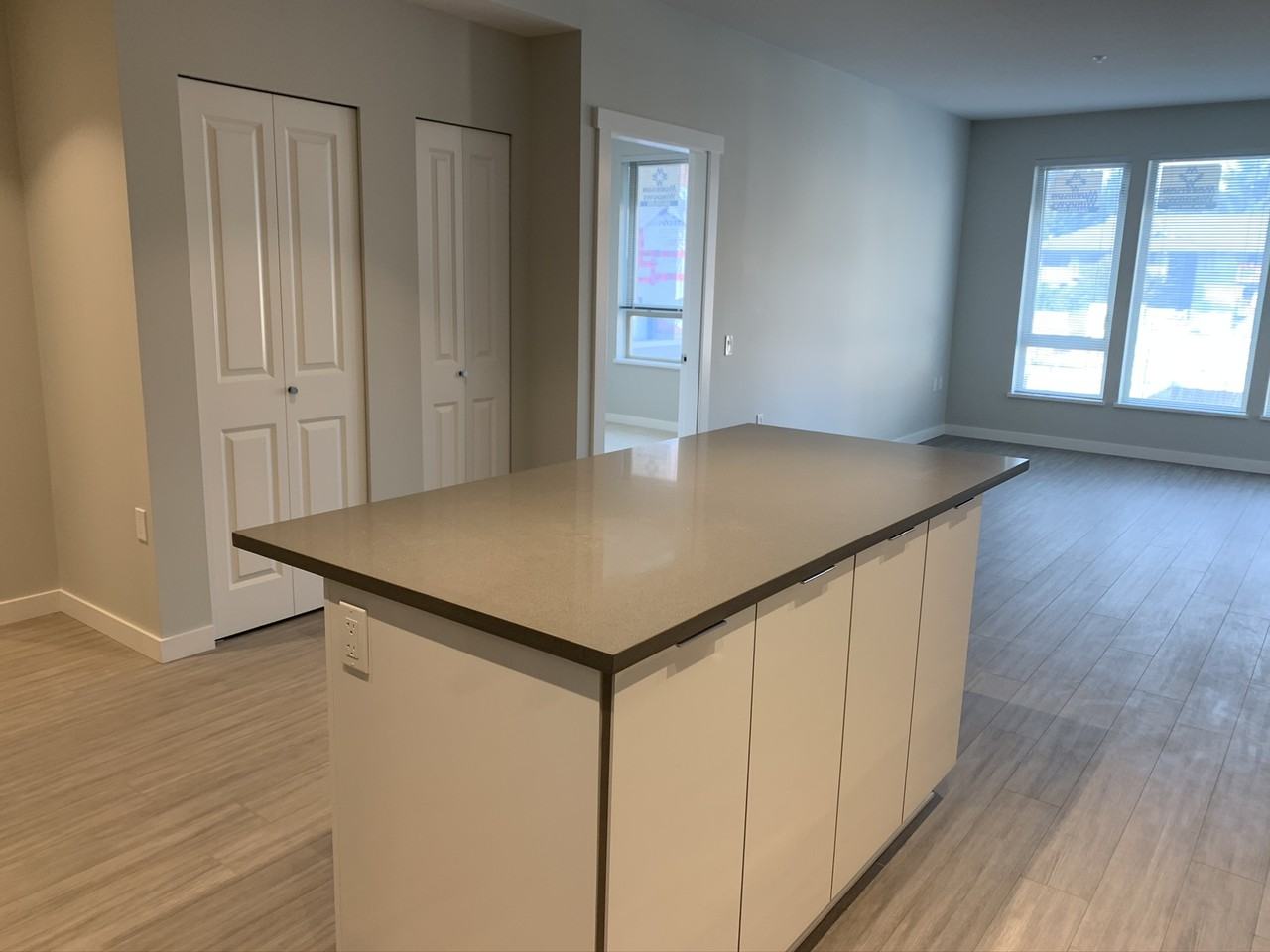 2632 Library Lane - Photo 5 of 32