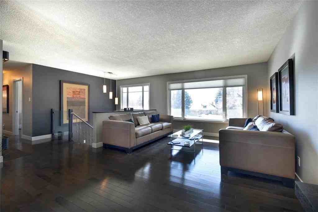 1820 Cayuga Dr Nw - Photo 5 of 37