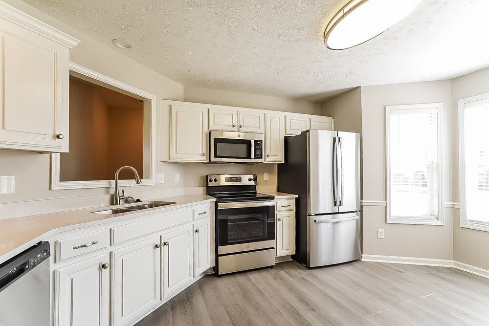 9105 Arno Rd - Photo 3 of 16