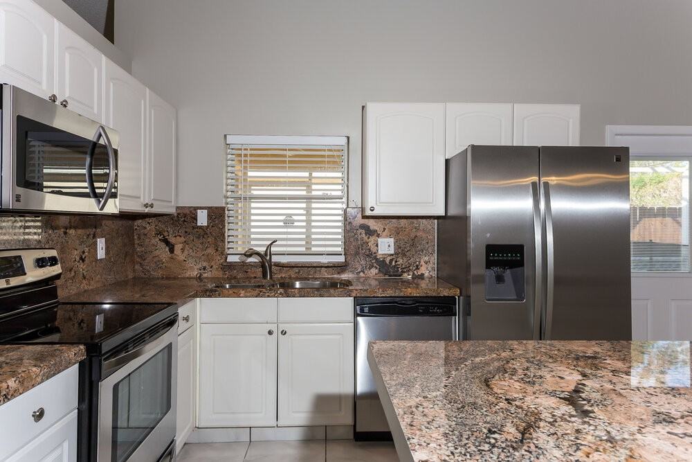 9410 Aegean Dr - Photo 2 of 15
