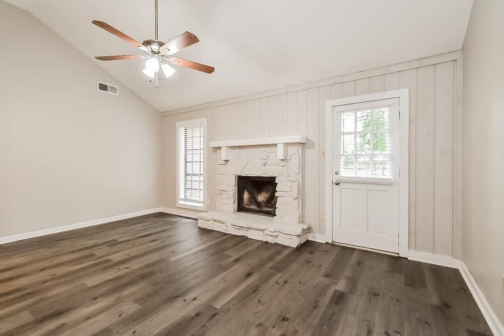6574 Birch Hollow Dr - Photo 3 of 16