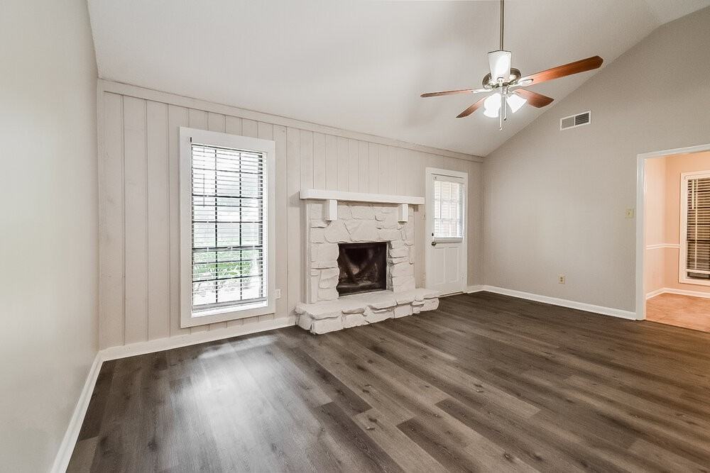 6574 Birch Hollow Dr - Photo 4 of 16