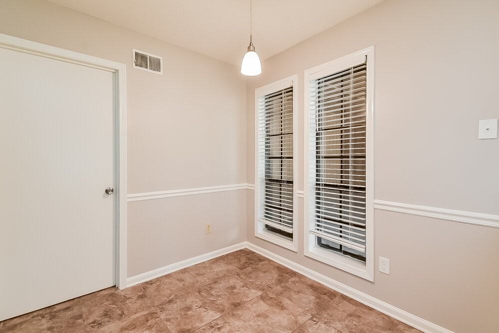 6574 Birch Hollow Dr - Photo 6 of 16