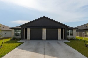 featured image of 911 Cherry Laurel Ln