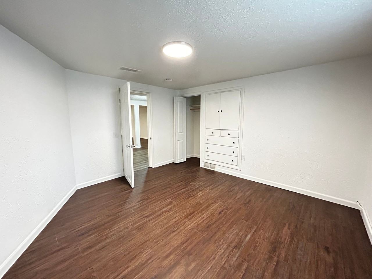 720 South Jefferson - Photo 3 of 16