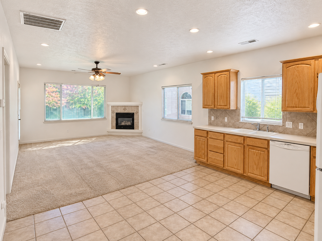 566 Garden Grove Ct - Photo 6 of 18