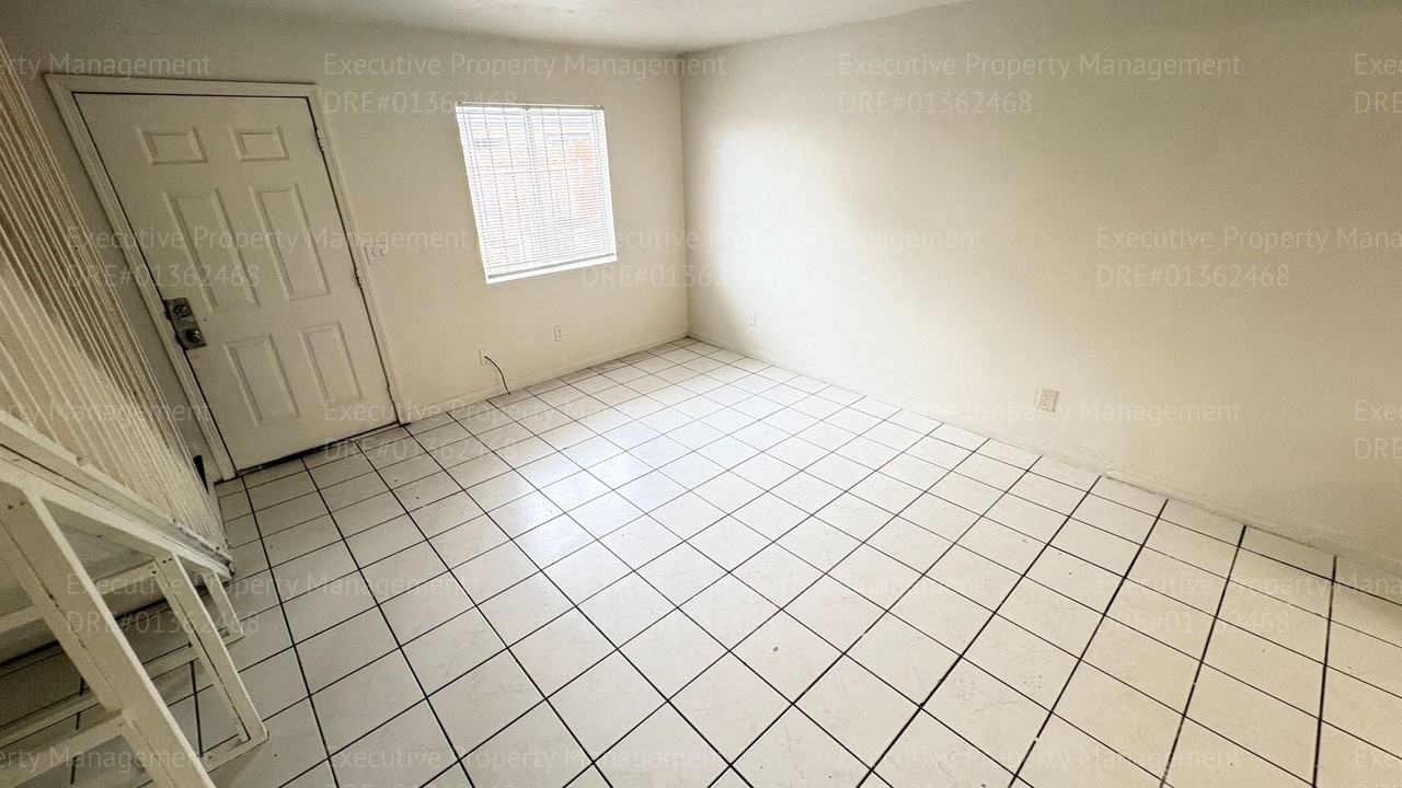 237 Dr Martin Luther King Jr Blvd - Photo 4 of 24